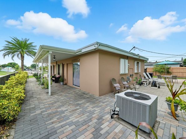 5935 Albert Road, West Palm Beach FL 33415
