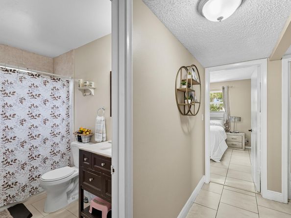 5935 Albert Road, West Palm Beach FL 33415