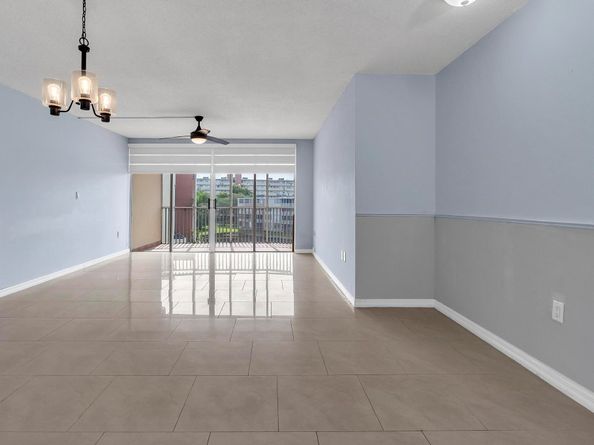 1690 NE 191st St 4051, Miami FL 33179