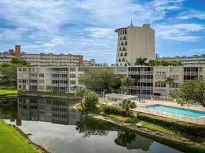 1690 NE 191st St 4051, Miami FL 33179