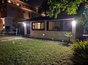 207 SW 11th Street, Fort Lauderdale FL 33315