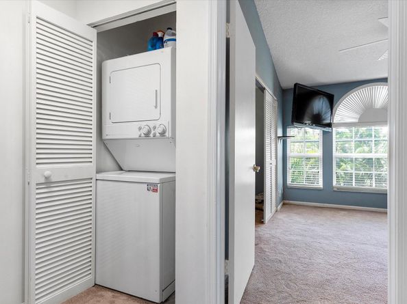 610 SE 14th Ct 6, Fort Lauderdale FL 33316