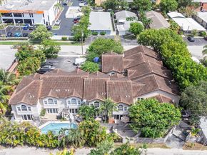 610 SE 14th Ct 6, Fort Lauderdale FL 33316