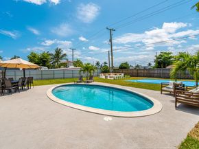 337 Cypress Lane, Palm Springs FL 33461