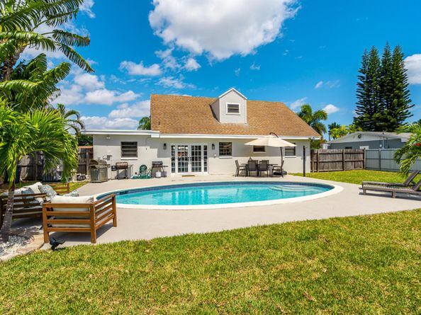 337 Cypress Lane, Palm Springs FL 33461