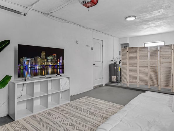 337 Cypress Lane, Palm Springs FL 33461