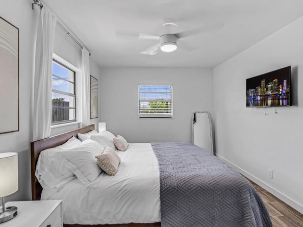 337 Cypress Lane, Palm Springs FL 33461