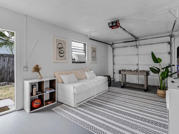 337 Cypress Lane, Palm Springs FL 33461