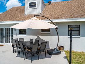 337 Cypress Lane, Palm Springs FL 33461