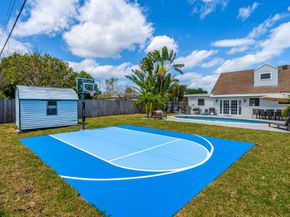 337 Cypress Lane, Palm Springs FL 33461