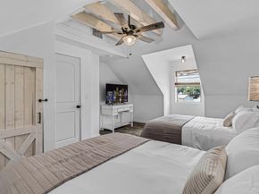 337 Cypress Lane, Palm Springs FL 33461