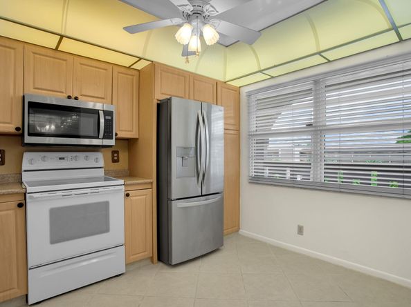 2202 Lucaya Bnd D4, Coconut Creek FL 33066