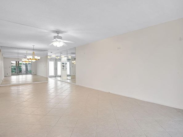 2202 Lucaya Bnd D4, Coconut Creek FL 33066