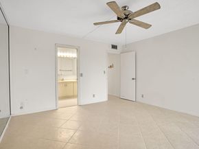2202 Lucaya Bnd D4, Coconut Creek FL 33066