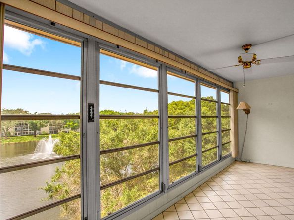 2202 Lucaya Bnd D4, Coconut Creek FL 33066