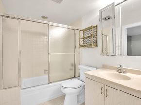 2202 Lucaya Bnd D4, Coconut Creek FL 33066