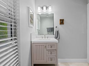 1309 NE 3rd St, Fort Lauderdale FL 33301