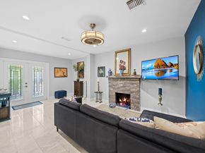 1309 NE 3rd St, Fort Lauderdale FL 33301