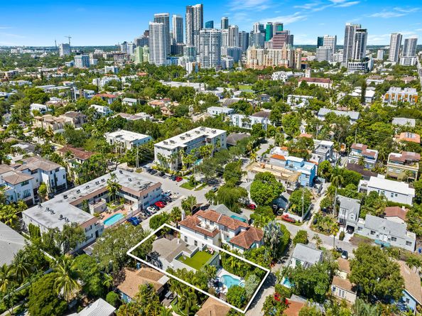 1309 NE 3rd St, Fort Lauderdale FL 33301