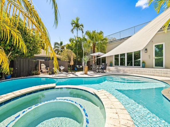 1309 NE 3rd St, Fort Lauderdale FL 33301