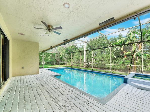 645 NW 102nd Ave, Coral Springs FL 33071