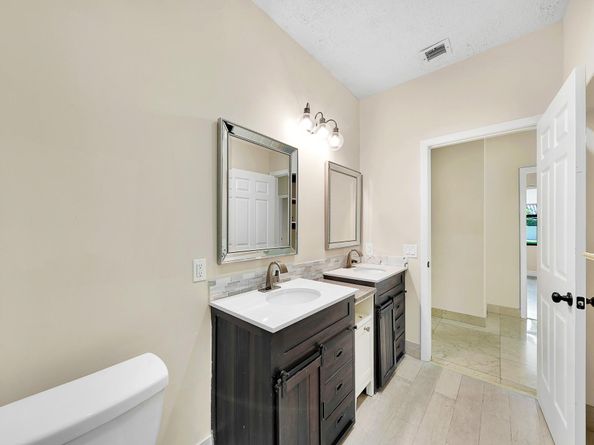 645 NW 102nd Ave, Coral Springs FL 33071