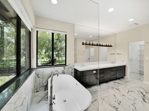 645 NW 102nd Ave, Coral Springs FL 33071