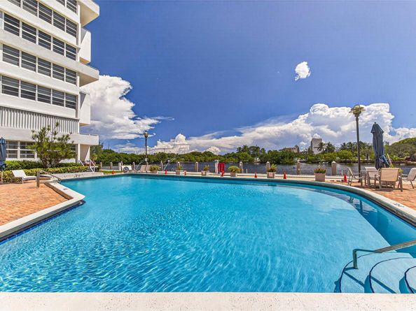 1160 N Federal Hwy 1022, Fort Lauderdale FL 33304