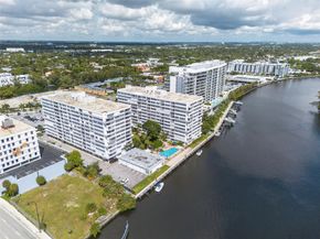 1160 N Federal Hwy 1022, Fort Lauderdale FL 33304