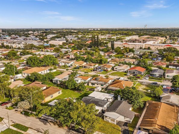 5361 Flagler St, Hollywood FL 33021