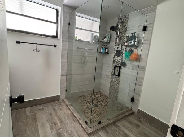 11245 NW 14th Ct, Pembroke Pines FL 33026
