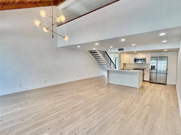 11245 NW 14th Ct, Pembroke Pines FL 33026