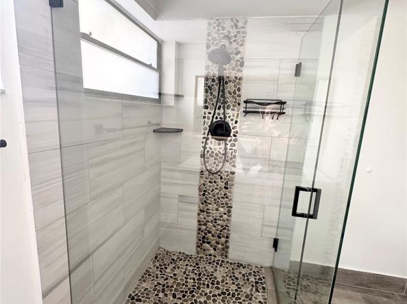 11245 NW 14th Ct, Pembroke Pines FL 33026