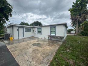 2329 West Dr, West Palm Beach FL 33409