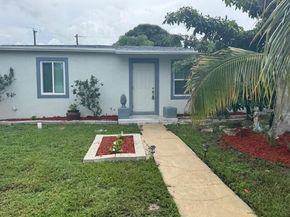 2329 West Dr, West Palm Beach FL 33409