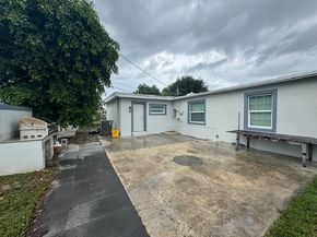 2329 West Dr, West Palm Beach FL 33409
