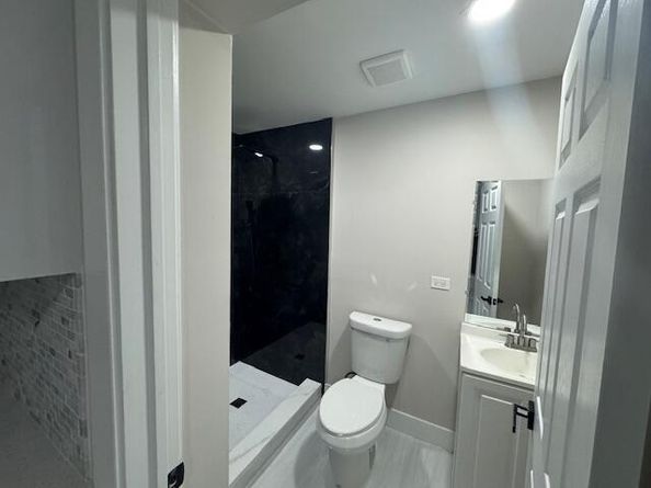 2329 West Dr, West Palm Beach FL 33409