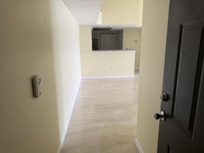 5061 Wiles Rd 202, Coconut Creek FL 33073