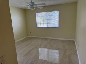 5061 Wiles Rd 202, Coconut Creek FL 33073