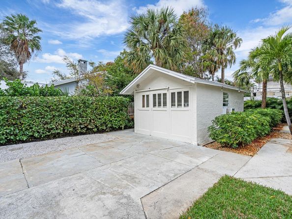 5301 N Flagler Drive, West Palm Beach FL 33407