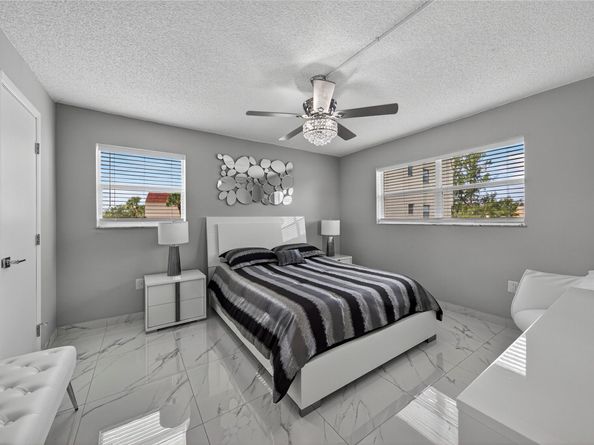 2931 Sunrise Lakes Dr 201, Sunrise FL 33322