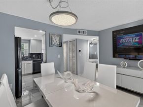 2931 Sunrise Lakes Dr 201, Sunrise FL 33322
