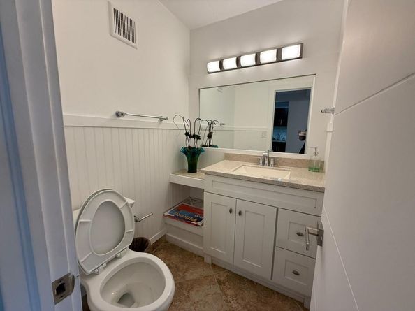 2741 Taft St 401, Hollywood FL 33020