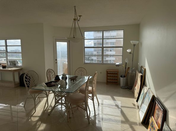1980 S Ocean Dr 20Q, Hallandale Beach FL 33009