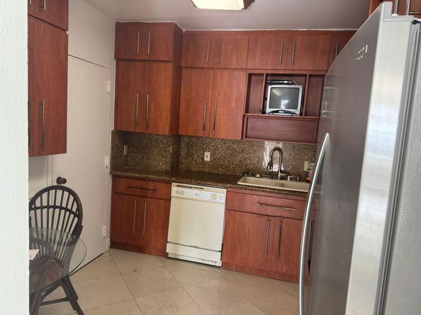 1980 S Ocean Dr 20Q, Hallandale Beach FL 33009