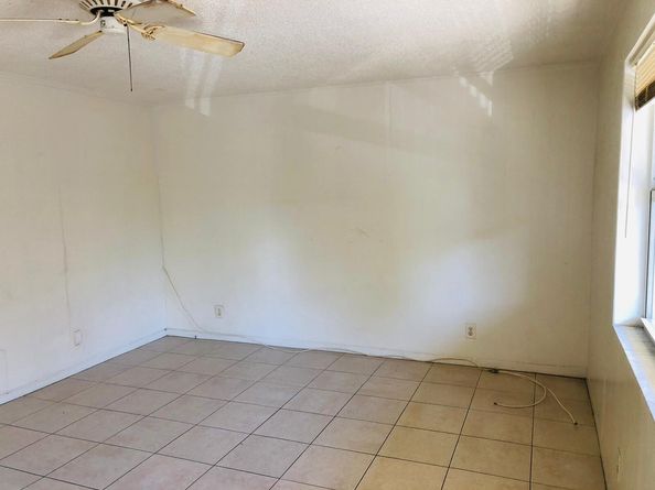 1740 2nd Avenue 202, Lake Worth Beach FL 33460