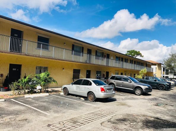 1740 2nd Avenue 202, Lake Worth Beach FL 33460