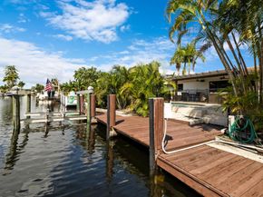 2342 SE 10th Street, Pompano Beach FL 33062
