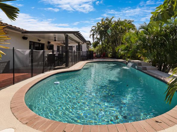 2342 SE 10th Street, Pompano Beach FL 33062