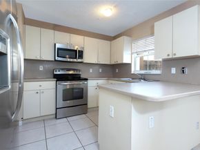 14015 N Forest Oak Cir 14015, Davie FL 33325